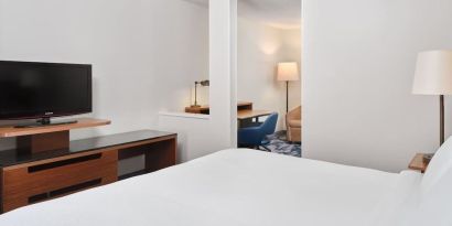 Day use room amenities at Fairfield Inn & Suites By Marriott Jacksonville.