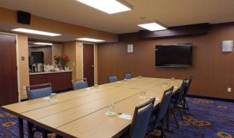 Meeting room at Courtyard By Marriott Dallas DFW Airport North/Irving.