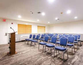 Meeting room at Best Western Pearland Inn.