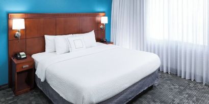 Day use room with natural light at Courtyard By Marriott Hattiesburg.
