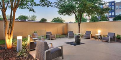 Garden perfect for coworking at Courtyard By Marriott Houston NASA/Clear Lake.