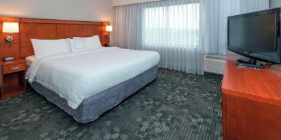 Day use room with natural light at Courtyard By Marriott Montgomery Prattville.