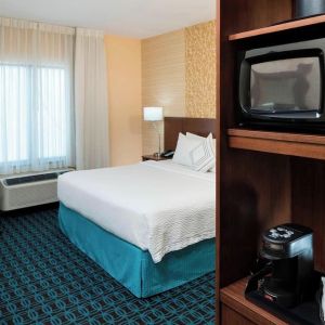 Day use room amenities at Fairfield Inn & Suites By Marriott Houston Pasadena.