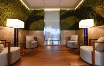 Lounge area at Turkish Airlines Lounge, Concourse B (IAD).