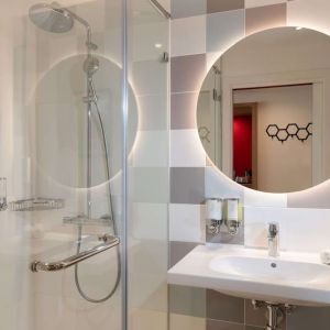 Guest bathroom at Hampton By Hilton Budapest City Centre.