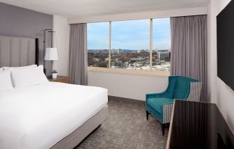 Day use room with natural light at Hyatt Regency Boston/Cambridge.
