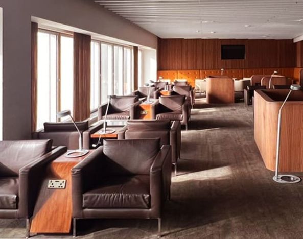 Ample seats with natural light perfect for coworking at Blush Lounge By Plaza Premium Group, Departures (LHR).