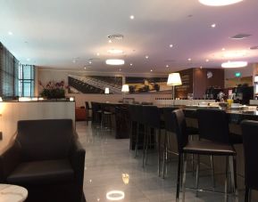 Ample seats available perfect for coworking at SATS Premier Lounge - Terminal 2 (SIN).
