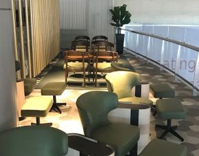 Ample seats perfect for coworking at BLOSSOM - SATS & Plaza Premium Lounge - Terminal 4 (SIN).