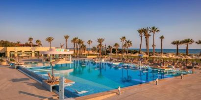 Outdoor pool at Hilton Skanes Monastir Beach Resort.