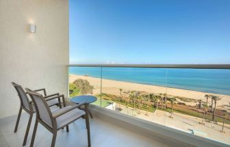 Day room with sea view at Hilton Skanes Monastir Beach Resort.