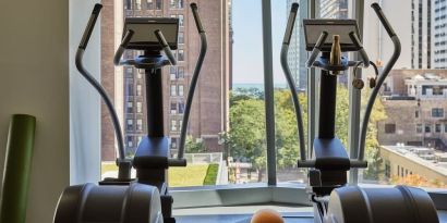 Fitness center at Viceroy Chicago.