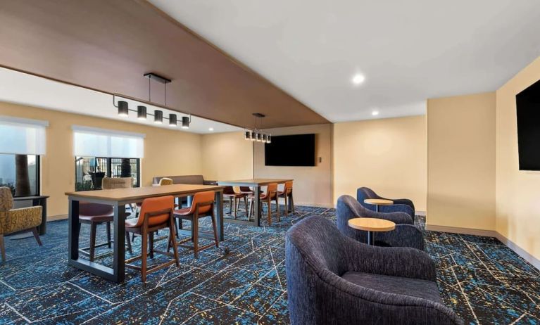 Hotel bar area at Hampton Inn & Suites Corona, CA.