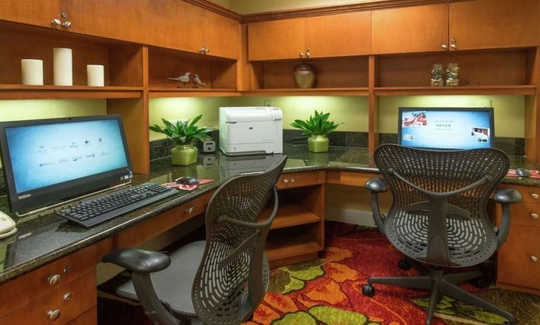 Business center available at Hilton Garden Inn Macon / Mercer University.
