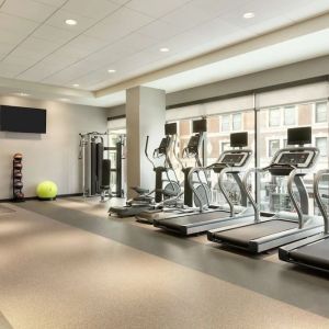 Fitness facility at Home2 Suites By Hilton Chicago River North.
