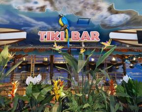 Tiki bar at Margaritaville Resort Times Square.