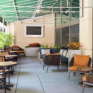 Patio perfect for coworking at Hampton Inn Philadelphia Center City - Convention Center.