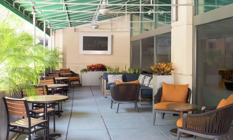 Patio perfect for coworking at Hampton Inn Philadelphia Center City - Convention Center.