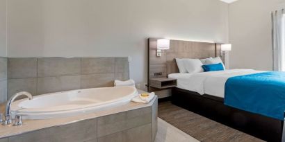 Day use room with private spa tub at Best Western Plus Executive Residency Phoenix North Happy Valley.