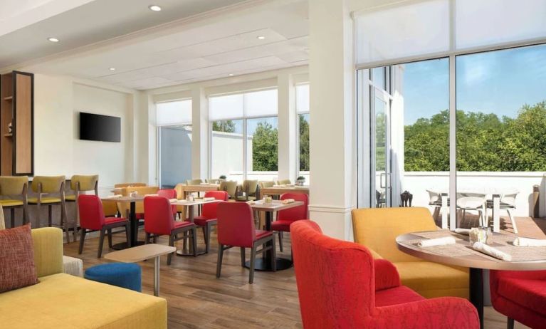 Dining area at Hilton Garden Inn Kennett Square.