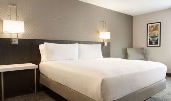 King bed at Hilton Garden Inn Washington DC Downtown.