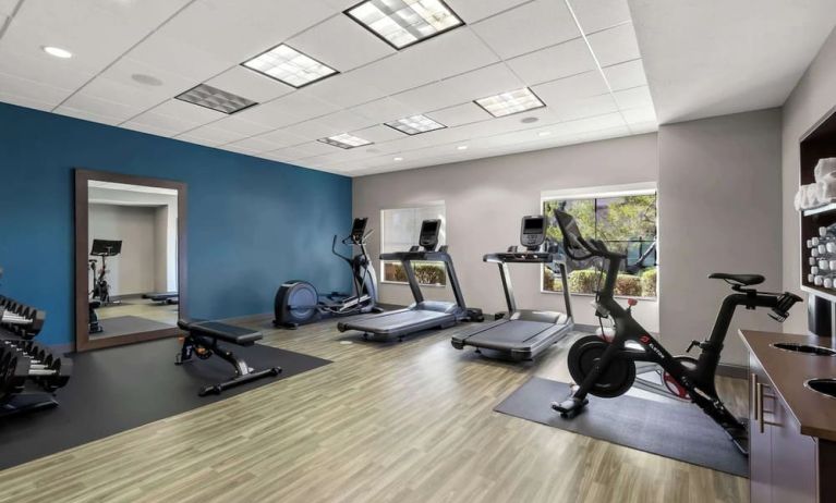 Fitness center at Hampton Inn & Suites Phoenix/Gilbert.