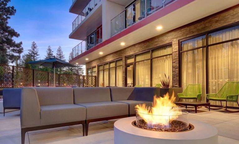 Firepit in courtyard perfect for coworking at Hampton Inn & Suites Sunnyvale Silicon Valley.