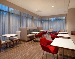 Breakfast area at Hampton Inn & Suites Sunnyvale Silicon Valley.