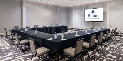 Meeting room at Hilton Dallas Lincoln Centre.