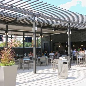 Alfresco dining at Hilton Anatole.