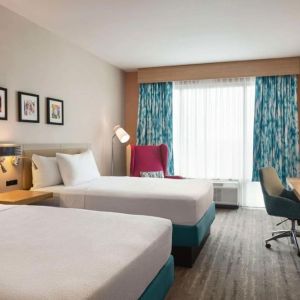 Day use twin room with workdesk at Hilton Garden Inn Nashville West End Avenue.