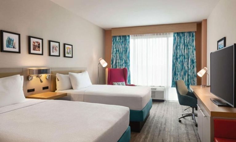 Day use twin room with workdesk at Hilton Garden Inn Nashville West End Avenue.