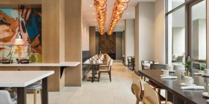 Dining area at Hilton Garden Inn Nashville West End Avenue.