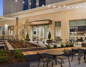 Outdoor seating at Hilton Garden Inn Nashville West End Avenue.