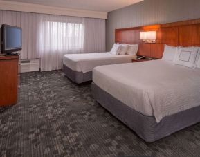 Bright and spacious day use twin room at Sonesta Select Columbia.