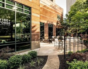 Hotel patio with seating area at Sonesta Columbus Downtown.