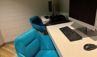 Business center with computers, printer and ergonomic chairs at Sonesta Columbus Downtown.