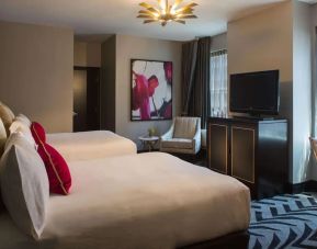 Day use twin room at The Allegro Royal Sonesta Hotel Chicago Loop.