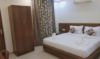 OYO 45652 Grand Oyster Homestay