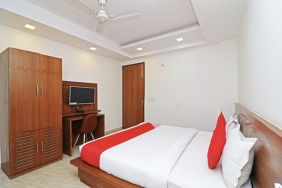 OYO 45652 Grand Oyster Homestay