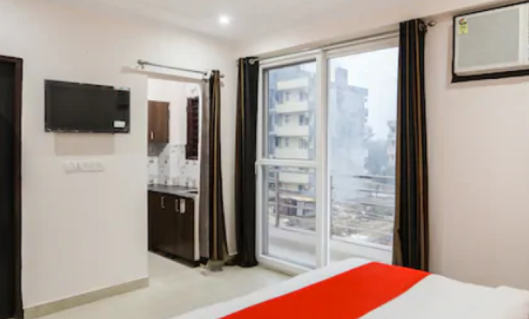 OYO 45652 Grand Oyster Homestay, Gurugram