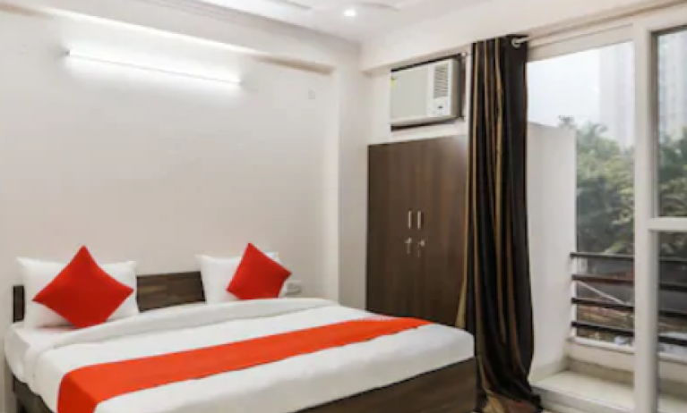 OYO 45652 Grand Oyster Homestay, Gurugram