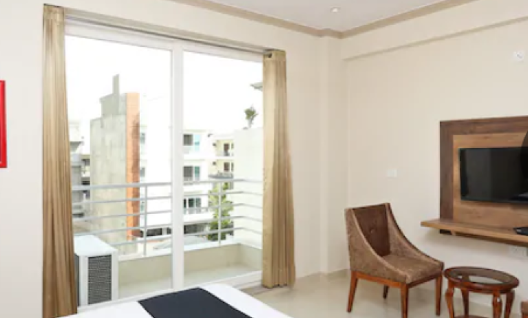 OYO 45652 Grand Oyster Homestay, Gurugram