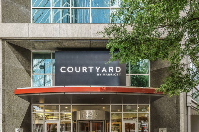 Courtyard By Marriott Charlotte City Center, Charlotte - Book Day Rooms ...