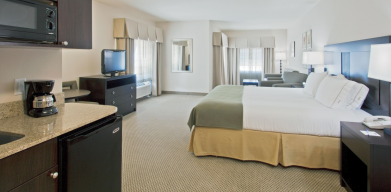 Holiday Inn Express & Suites Marathon