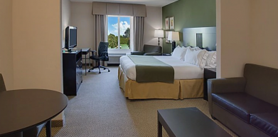 Holiday Inn Express & Suites Marathon