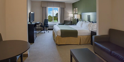 Holiday Inn Express & Suites Marathon