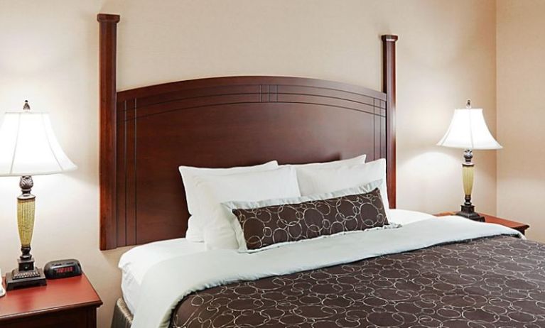 Staybridge Suites Oakville-Burlington, Oakville