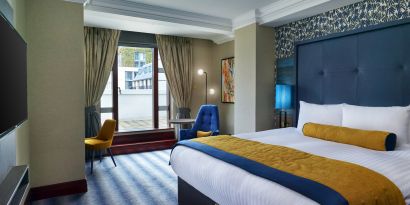 Leonardo Royal Hotel London City