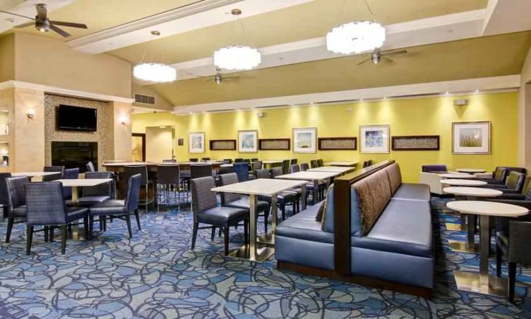 Elegant breakfast area for a great start of the day at the Homewood Suites by Hilton Toronto-Markham.